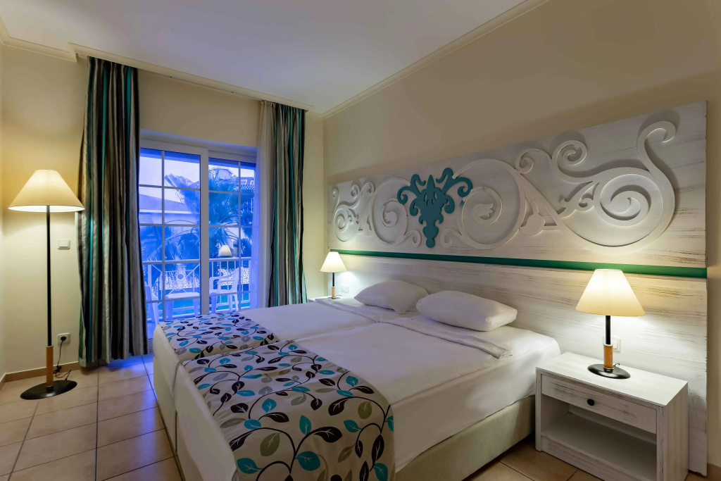 Asteria Family Resort Side (Ex. Euphoria Palm Beach)
