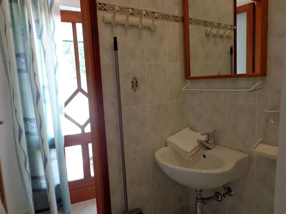 Brane - 150m From sea - SA3