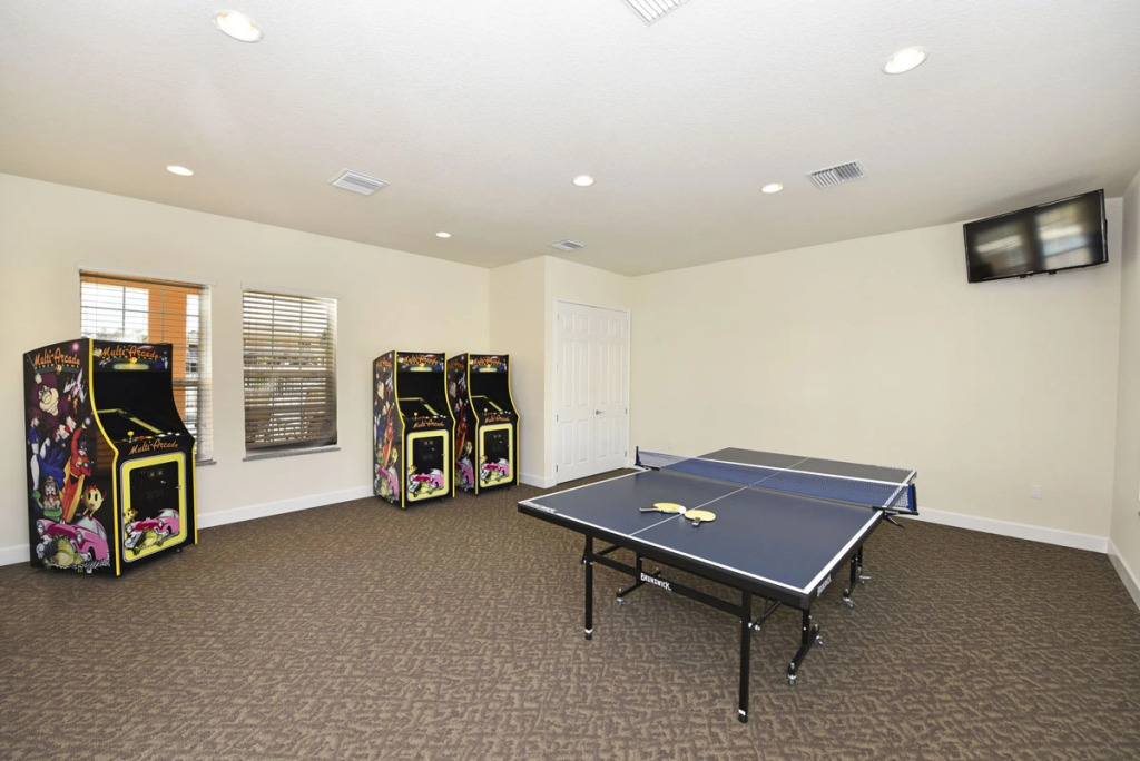 Beautiful 3-Bed Villa 10 Minutes From Disney-17440 Serenity Resort
