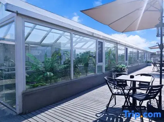 Yi She 101 Boutique Hotel (Xi'an Huimin Street Bell Tower Subway Station Branch)