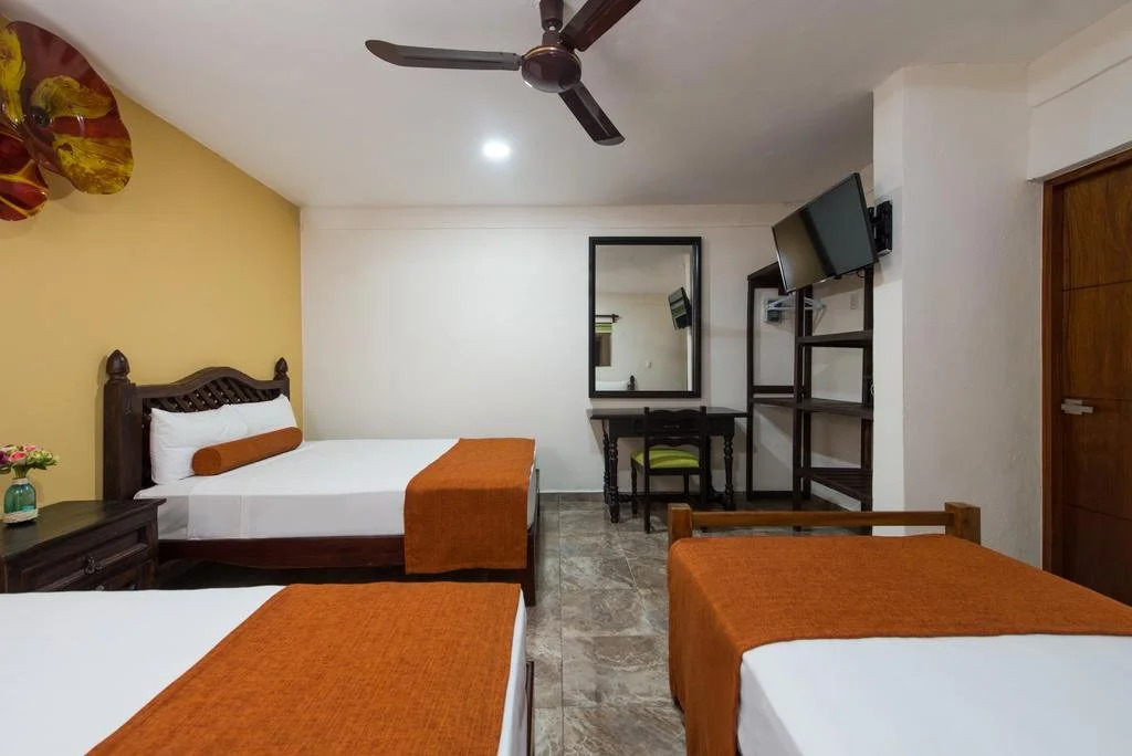 Hotel Papagayo