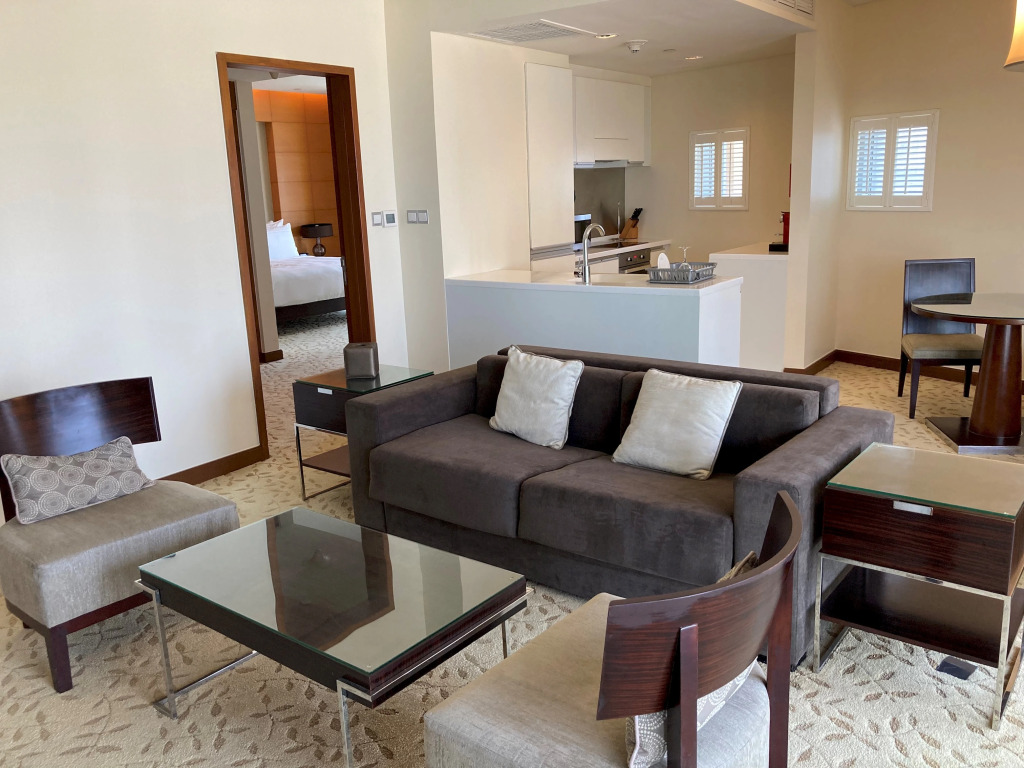 Fashion avenue Dubai Mall -The Residence