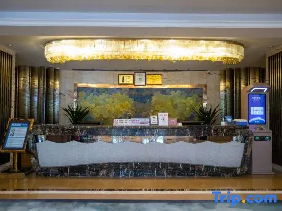 Yangzhong Juntai Hotel