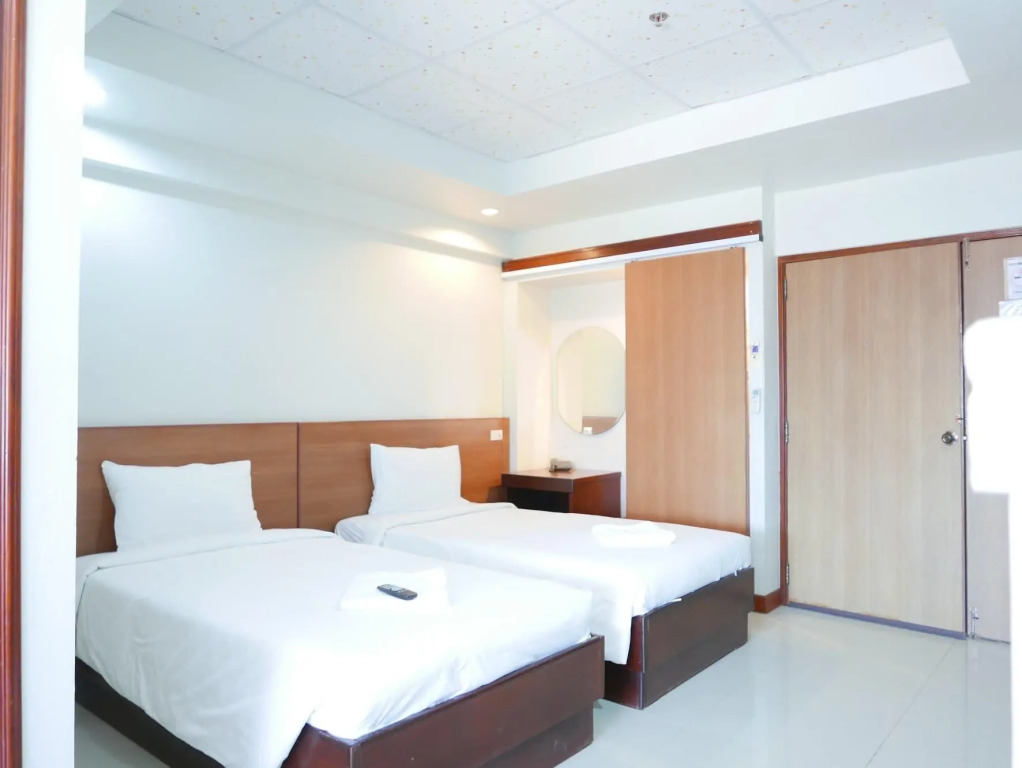 Century Grand Hotel