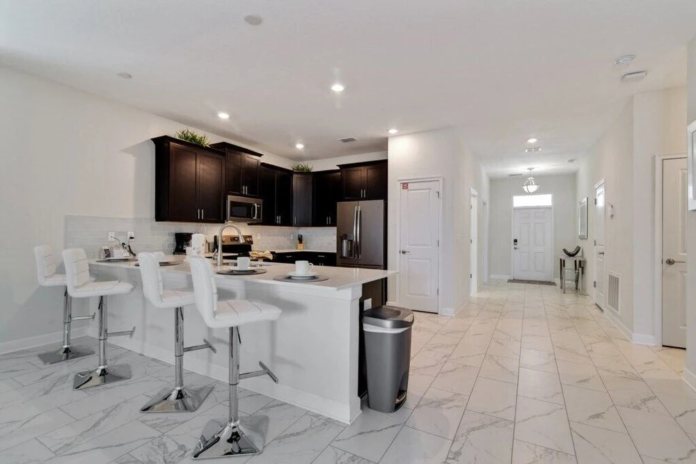 Champions Gate 1585 - Eight Bedroom Pool Home