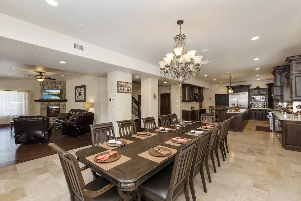 No. 20 Mountain Masterpiece, Lake Views, 6 Bd Ac! 6 Bedroom Home