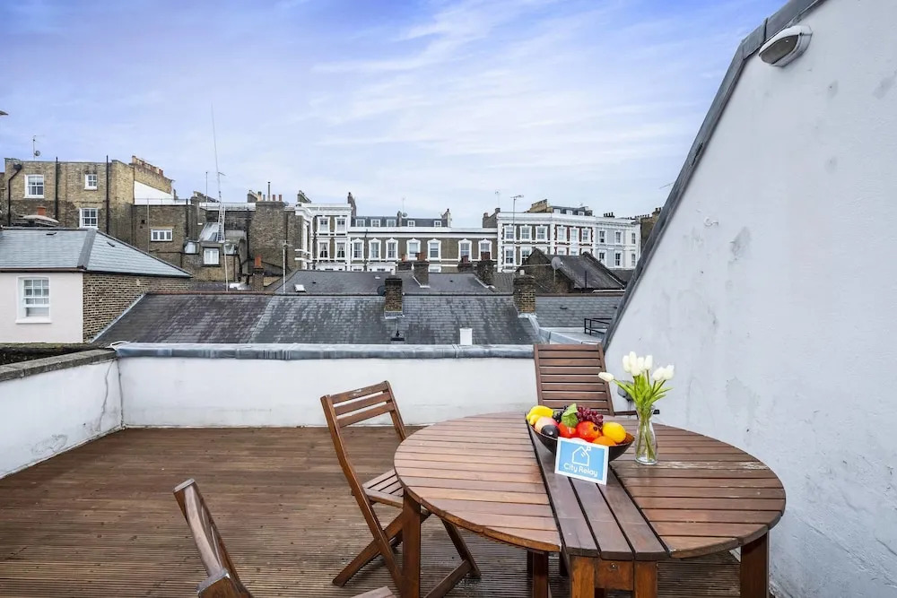The Stunning Kenway Road House - AJE