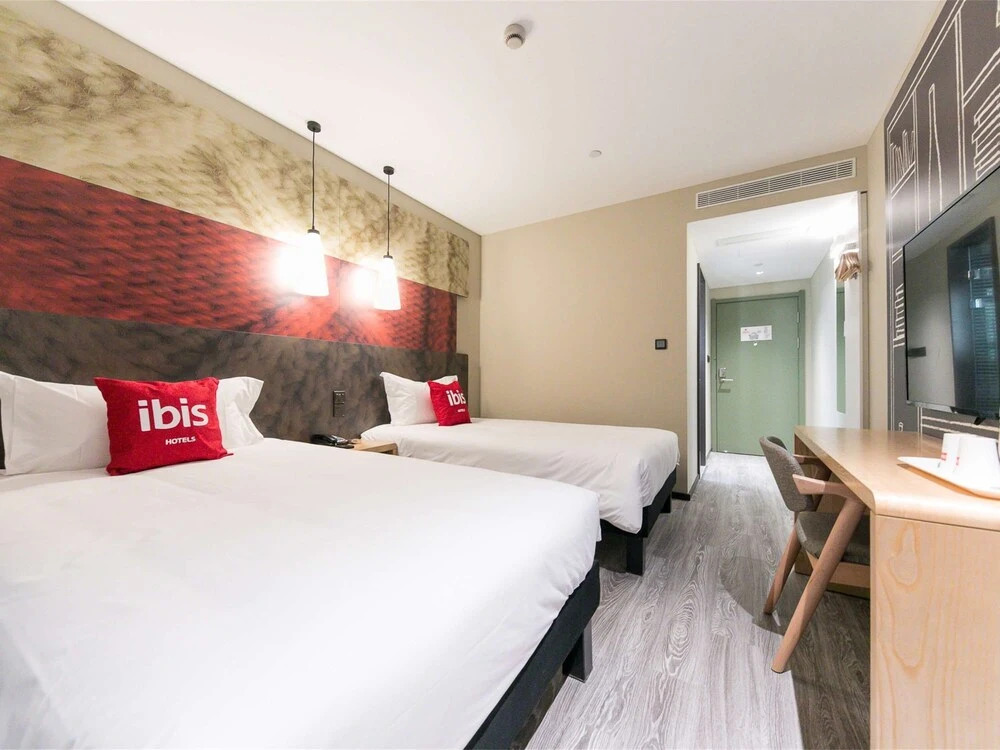 Ibis Shanghai Hongqiao Transportation Hub Qibao Hotel