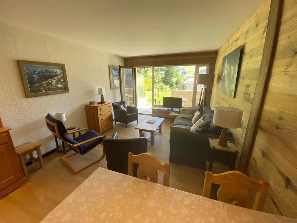 Appartement La Clusaz, 2 pièces, 6 personnes - FR-1-459-76