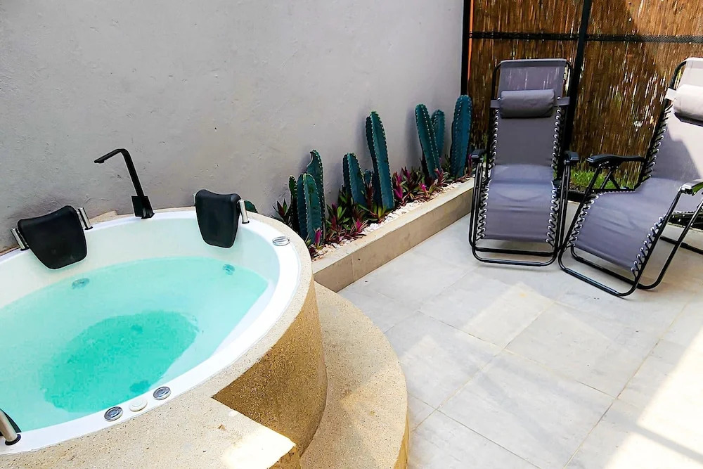 Las Lomas Luxury Lofts