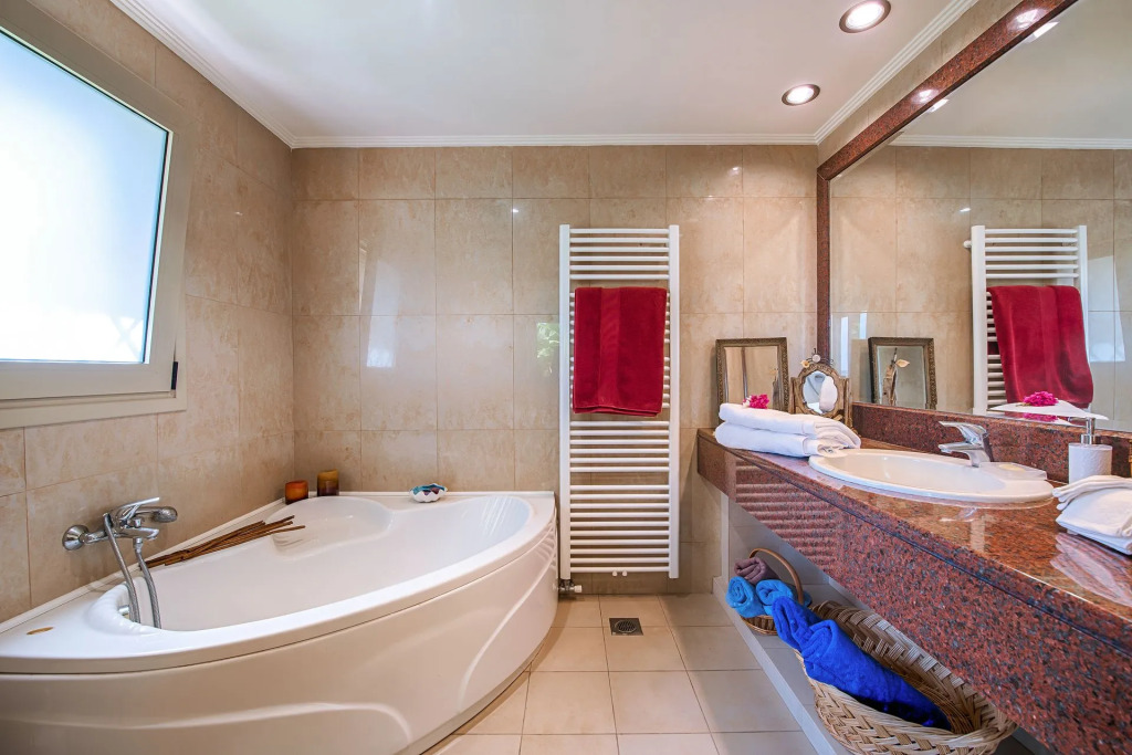 Bello Blu Estate Luxury Mediterranean Villa