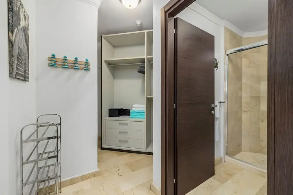 Fantastic 1BR Condo w Amazing Views Amenities