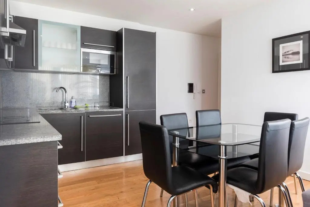 Latitude Apartment