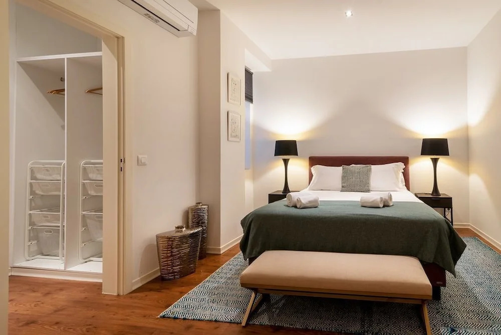 Wide and Modern Apartment in Lisbon