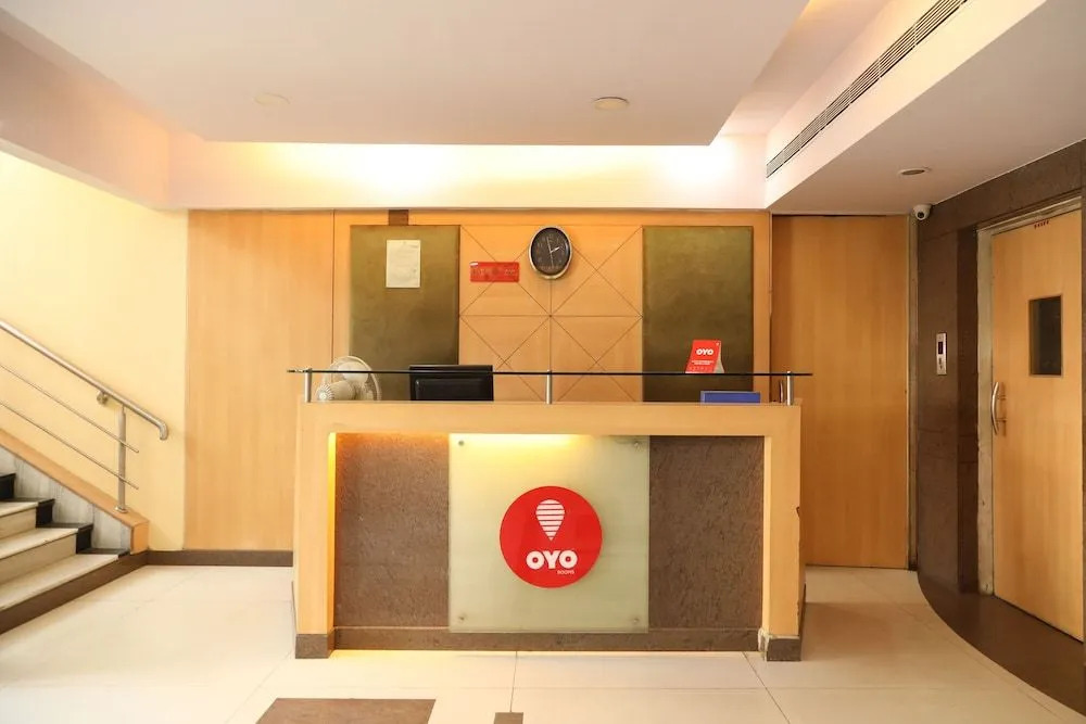 OYO 16260 Hotel Sunny International