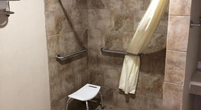 Budget Inn - New Albany
