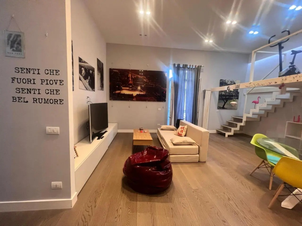 RaRoom Boutique