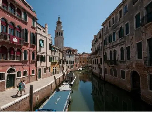 Venezia Apartments