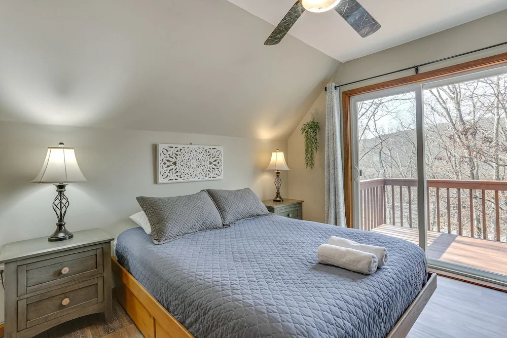 Bushkill Vacation Rental w/ Community Amenities!