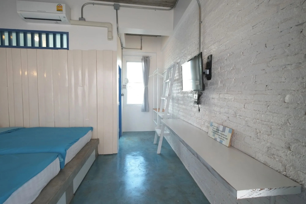 Chanchalay Hip Hostel SHA Extra Plus