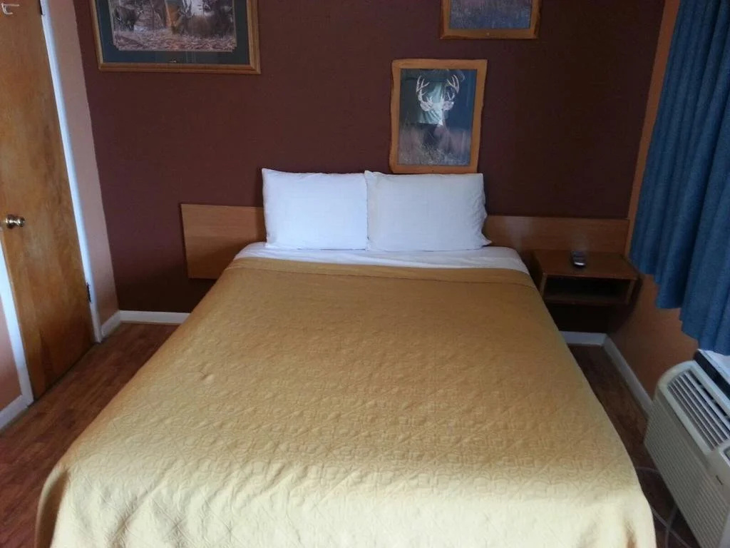 Sage & Sand Motel