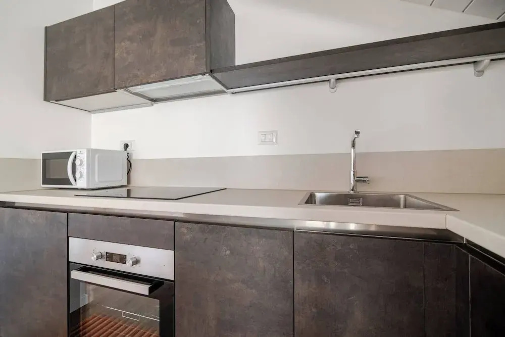 Modern Flat 2 Near the Swiss Border in Viggiù