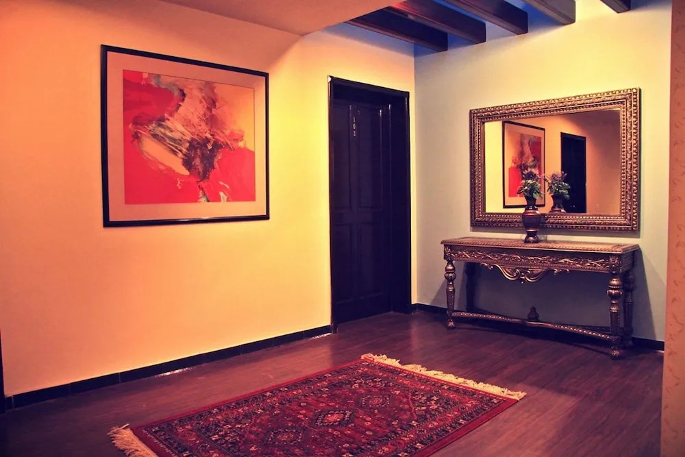Bravo Hotel