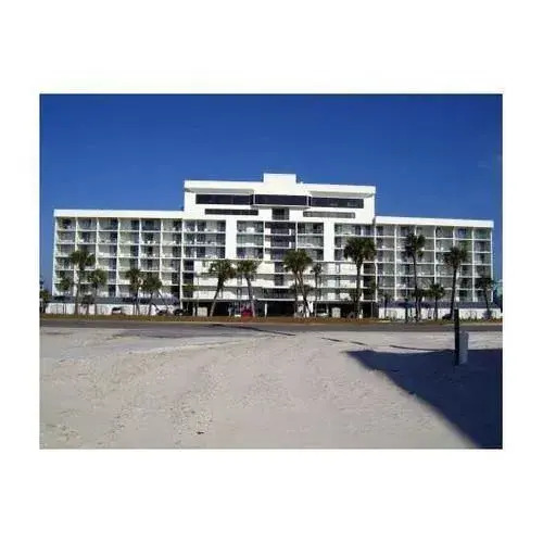 Gulf Shores Surf and Racquet Club by Youngs Sun Coast