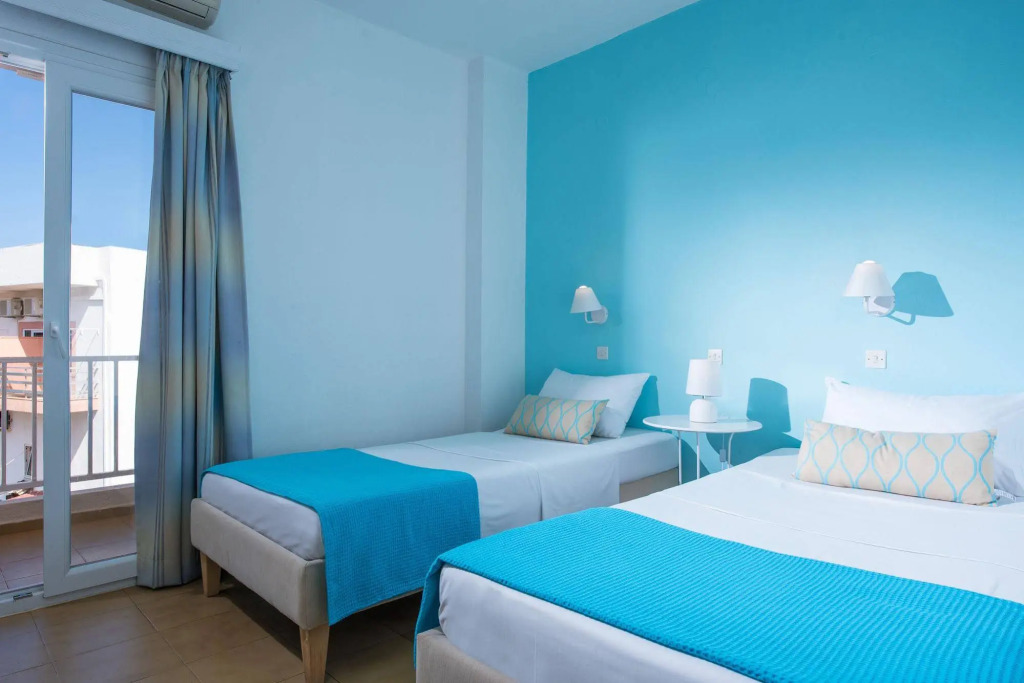 Mistral Hotel