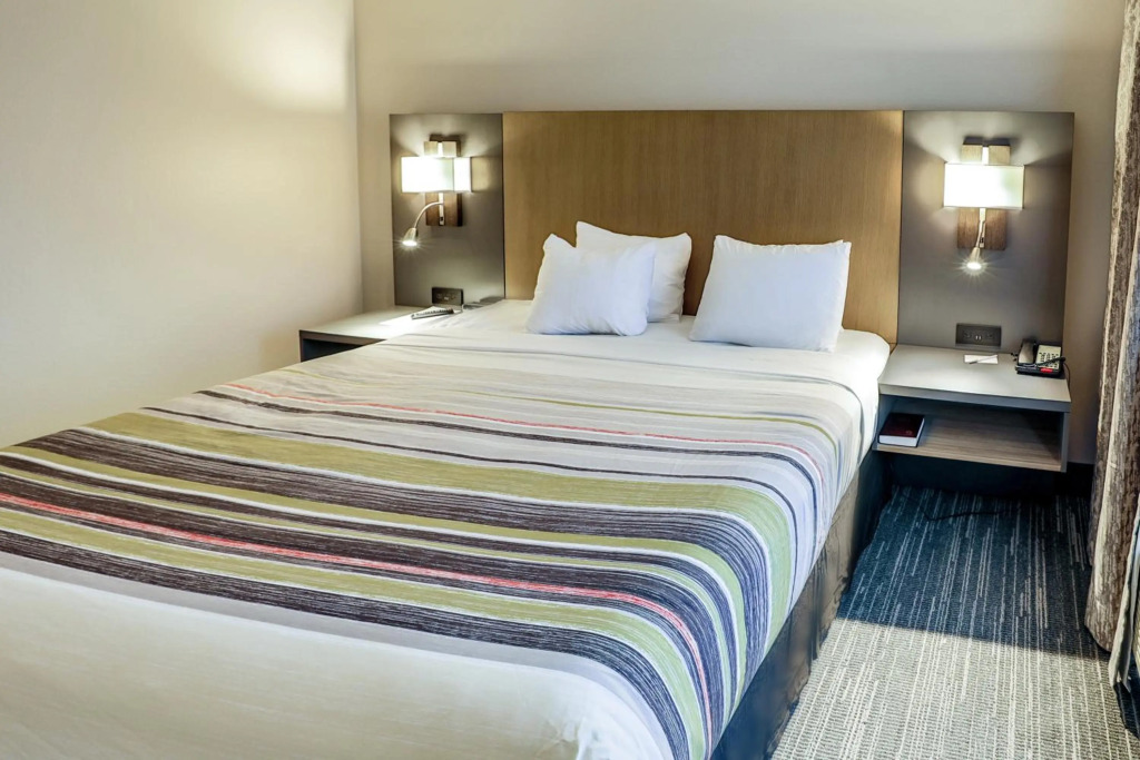 Country Inn & Suites by Radisson Nashville Airport TN