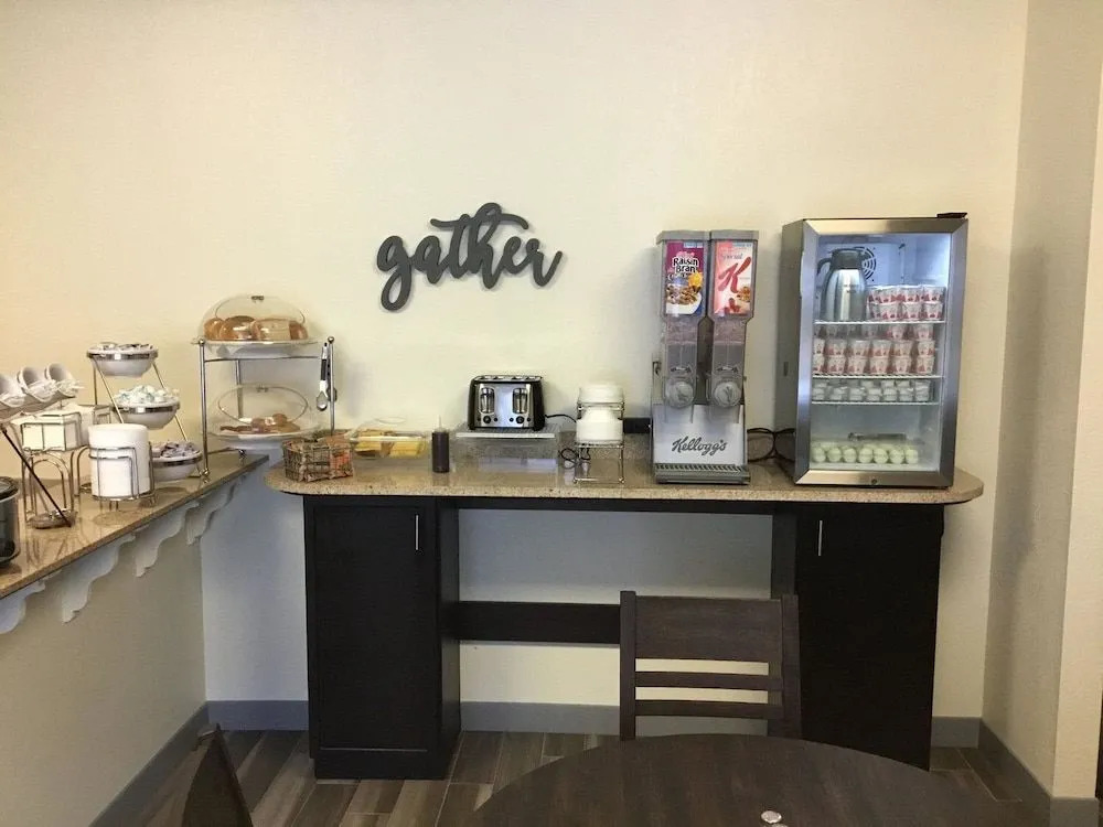 Stay-Over Suites - Fort Gregg-Adams Area
