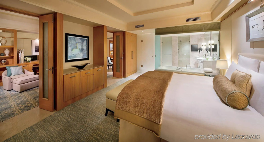 Ritz Carlton DIFC Downtown Dubai