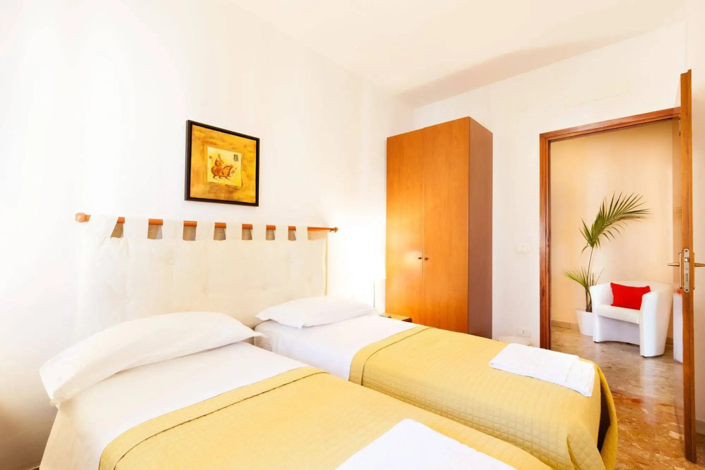 Mariclà Boutique Rooms with Balcony & Free Parking