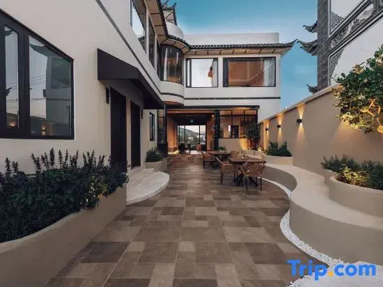 MIYE Luxury Wilderness Designer Resort (Longkan Wharf Branch) in Dali