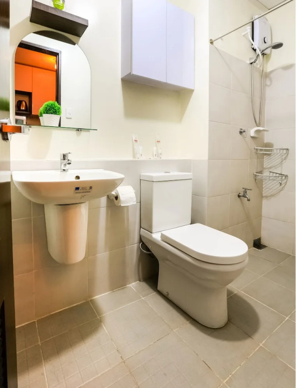OYO 263 Vinia Residences