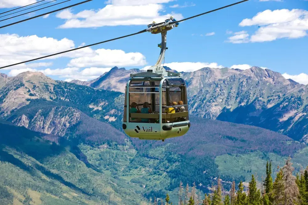 Golden Peak Luxury 4 BR Penthouse - Ski-in/out by RedAwning