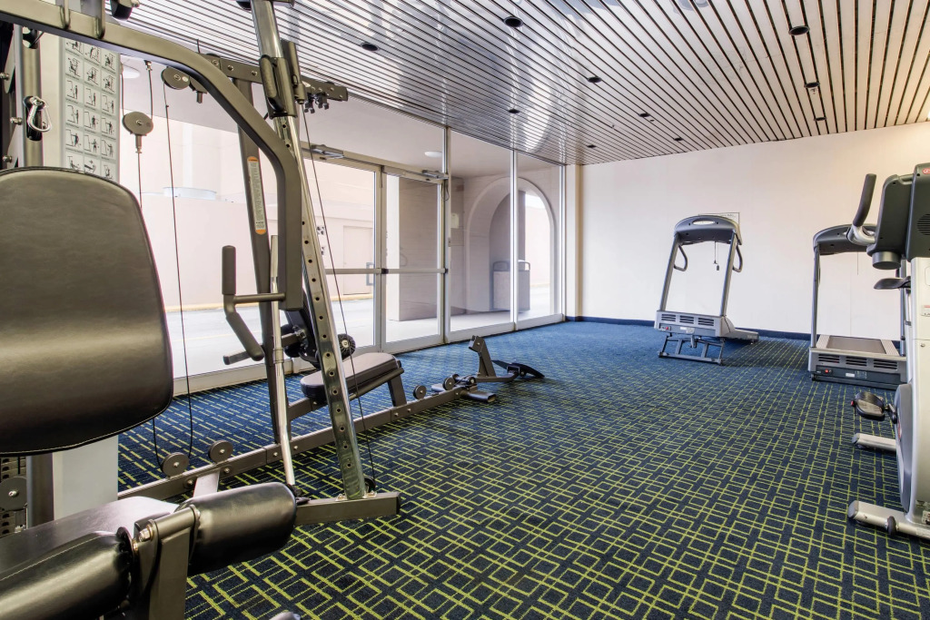 Quality Inn & Suites Charleston - Civic Center