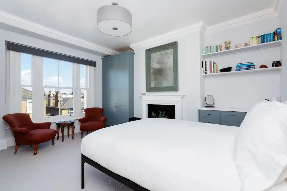 Perfect Pied-a-terre in Clapham by Underthedoormat