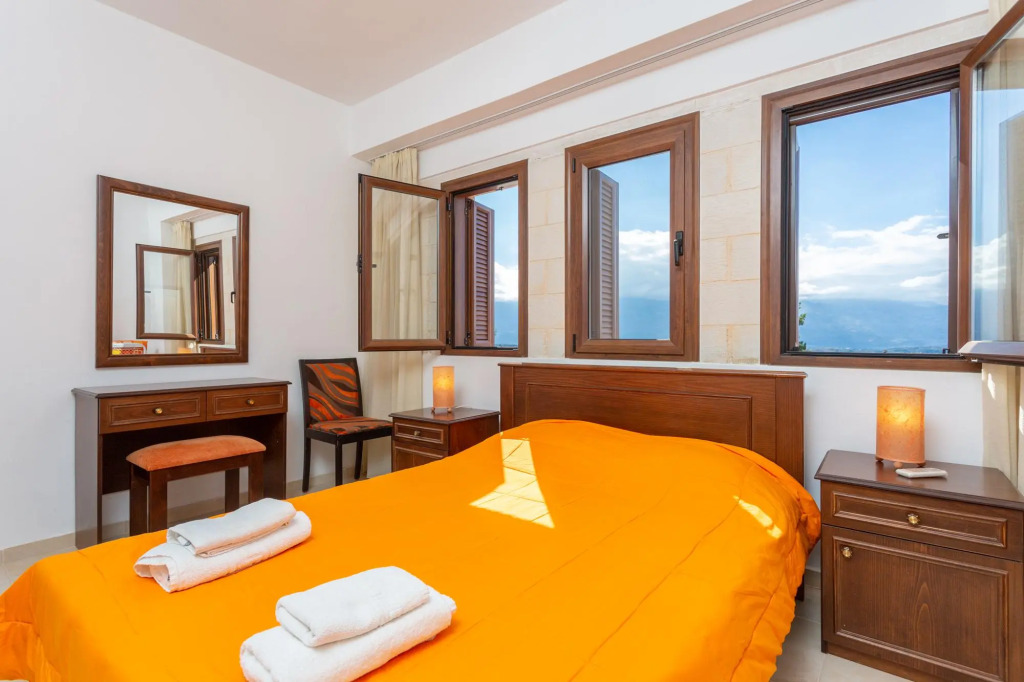 Villa Eva Large Private Pool AC WiFi