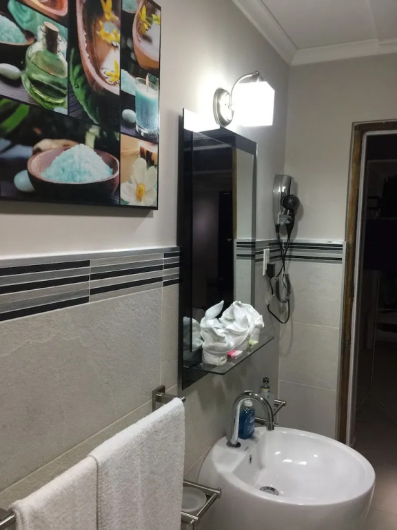 Malika Apartments