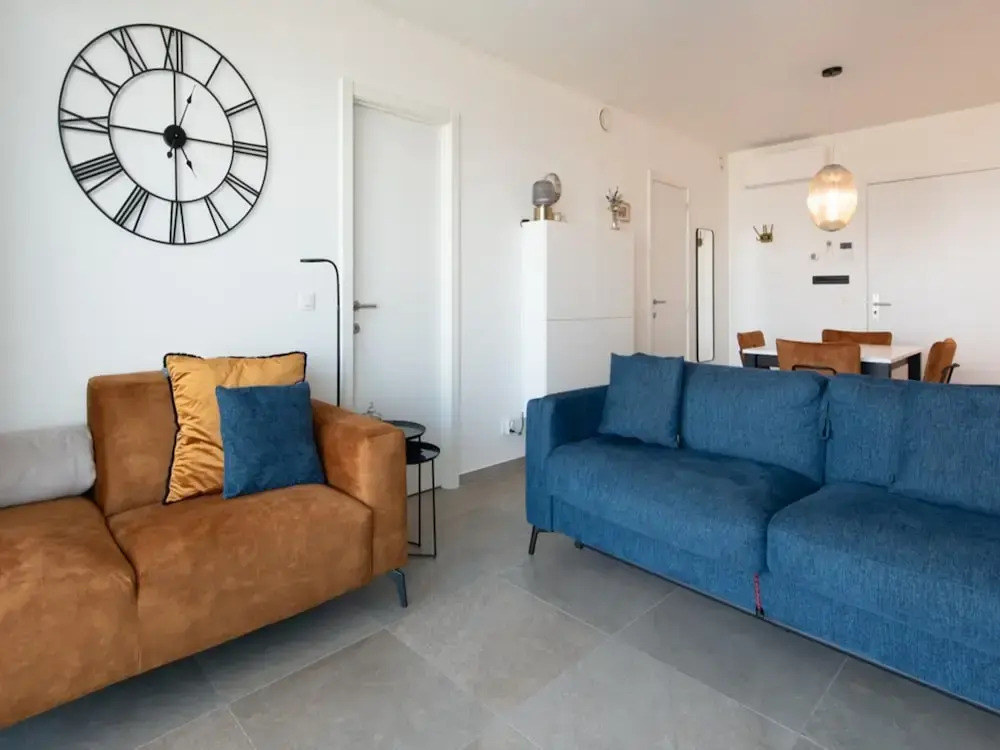 Central Apartment in Ostend Near Beach