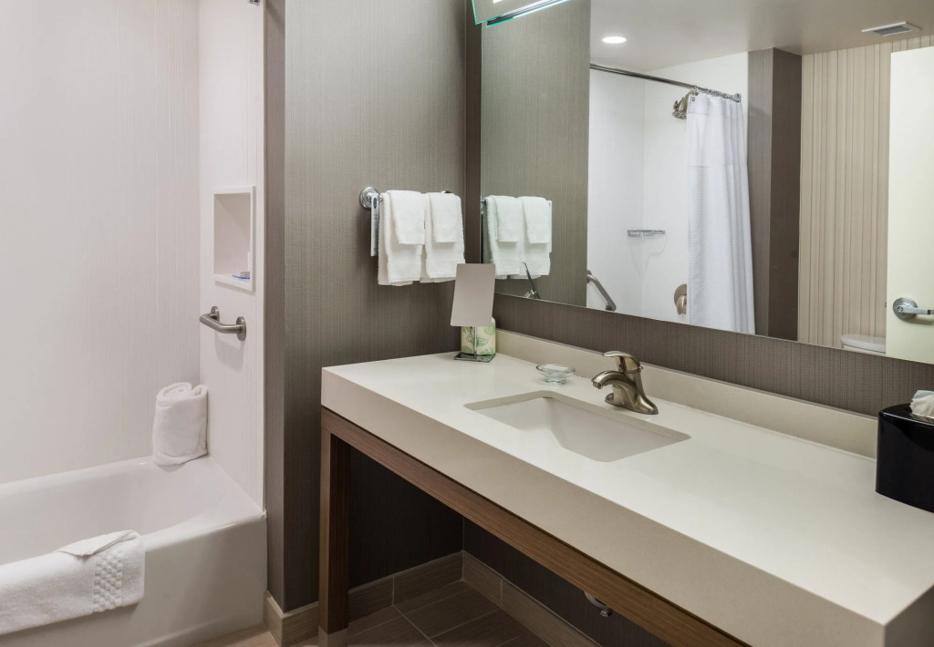 Courtyard by Marriott Elmira Horseheads