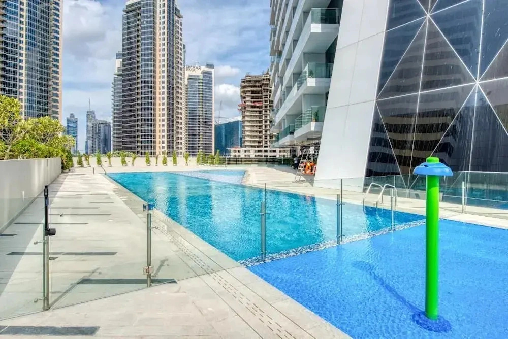 Centrally Located Cozy Burj Khalifa view