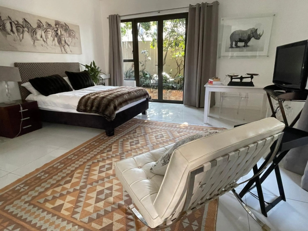 PepperTree Guest House