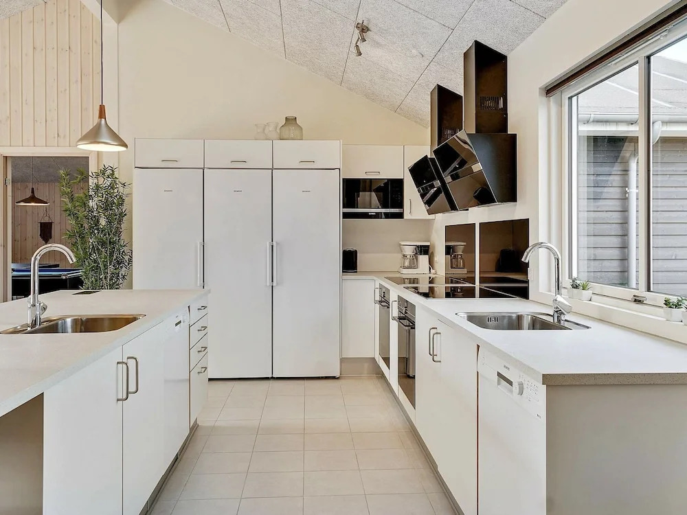 Splendid Holiday Home in Ålbæk With Swimming Pool