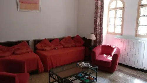 CHÂTEAU CAGNINACCI B&B