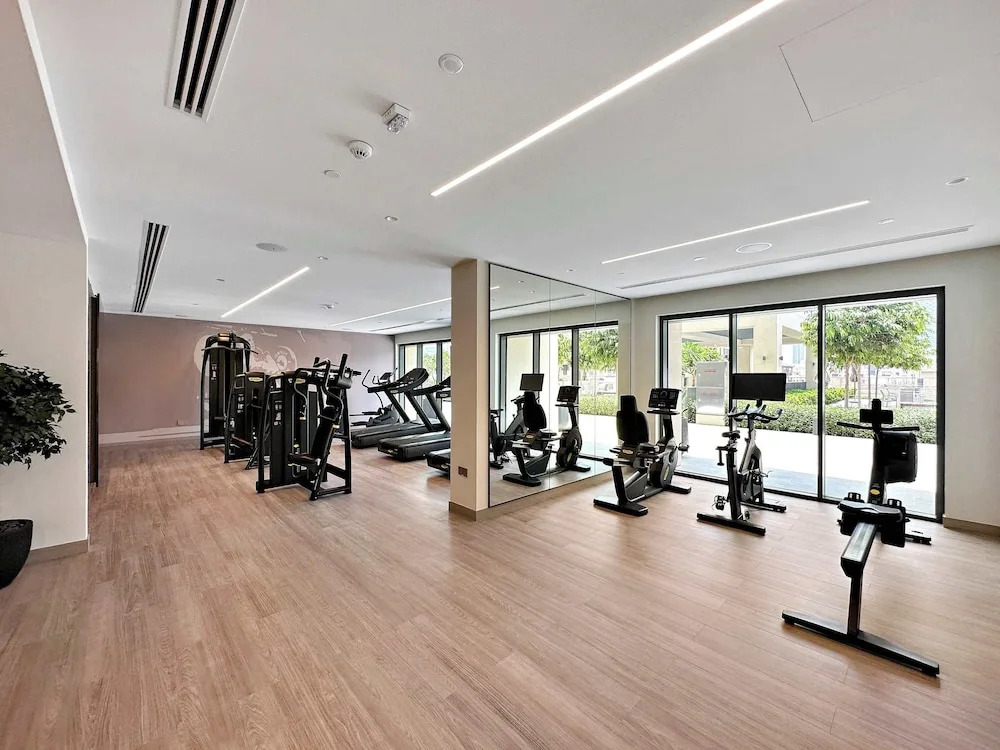 Silkhaus Luxurious 1BR Downtown Burj Royale