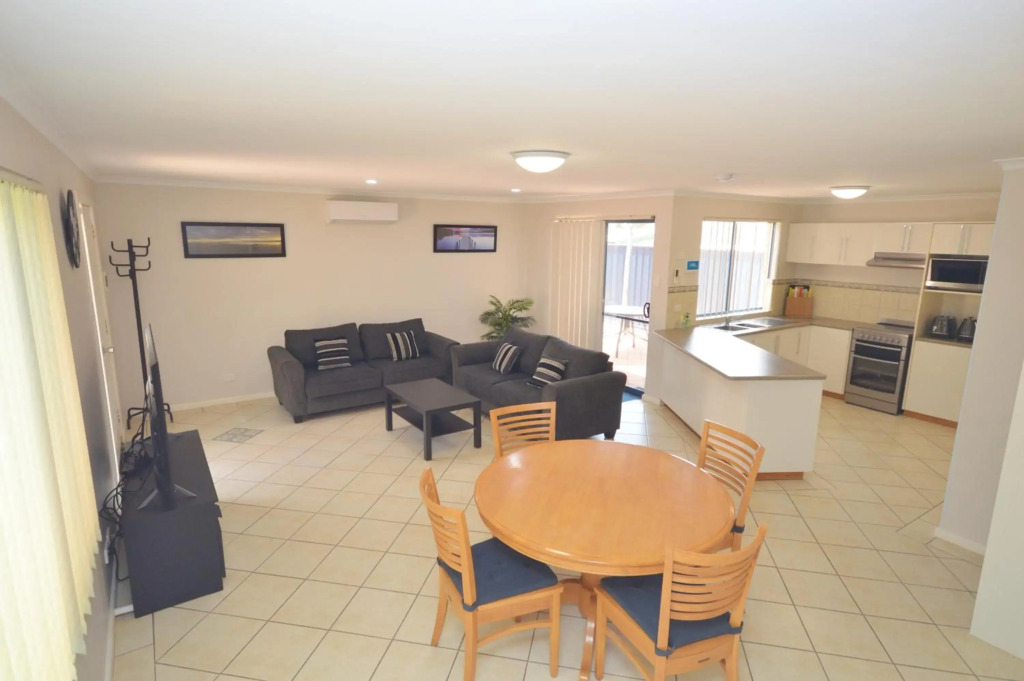 Blue Ocean Villa 7 - Kalbarri, WA