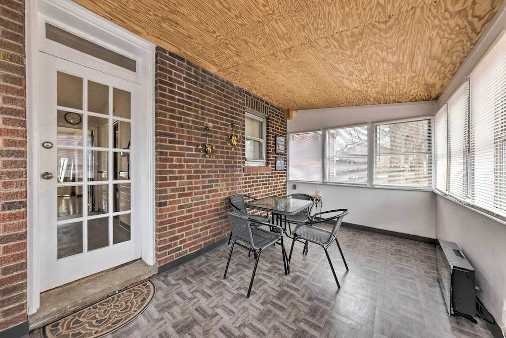 St Louis Vacation Rental 4 Mi to Airport!