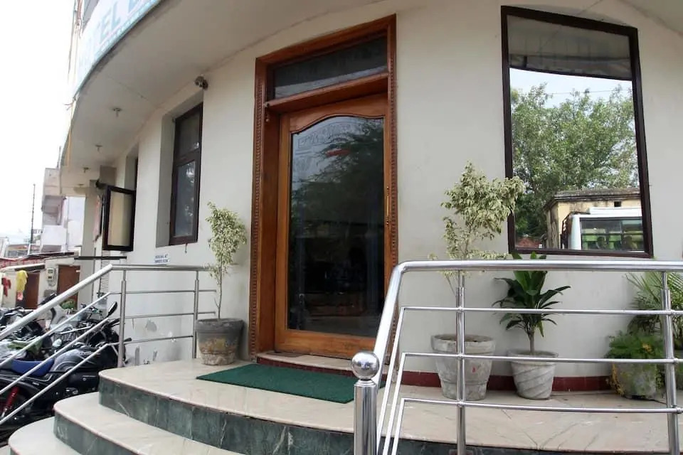 D R Residency Hotel
